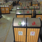 東莞荔香濕地公園采購鋼木垃圾桶