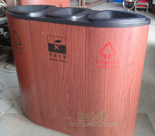 湖南農(nóng)村垃圾桶當(dāng)米桶環(huán)保意識(shí)需提升