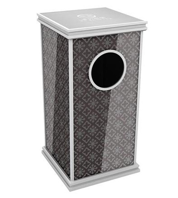 暗紋電梯口垃圾桶